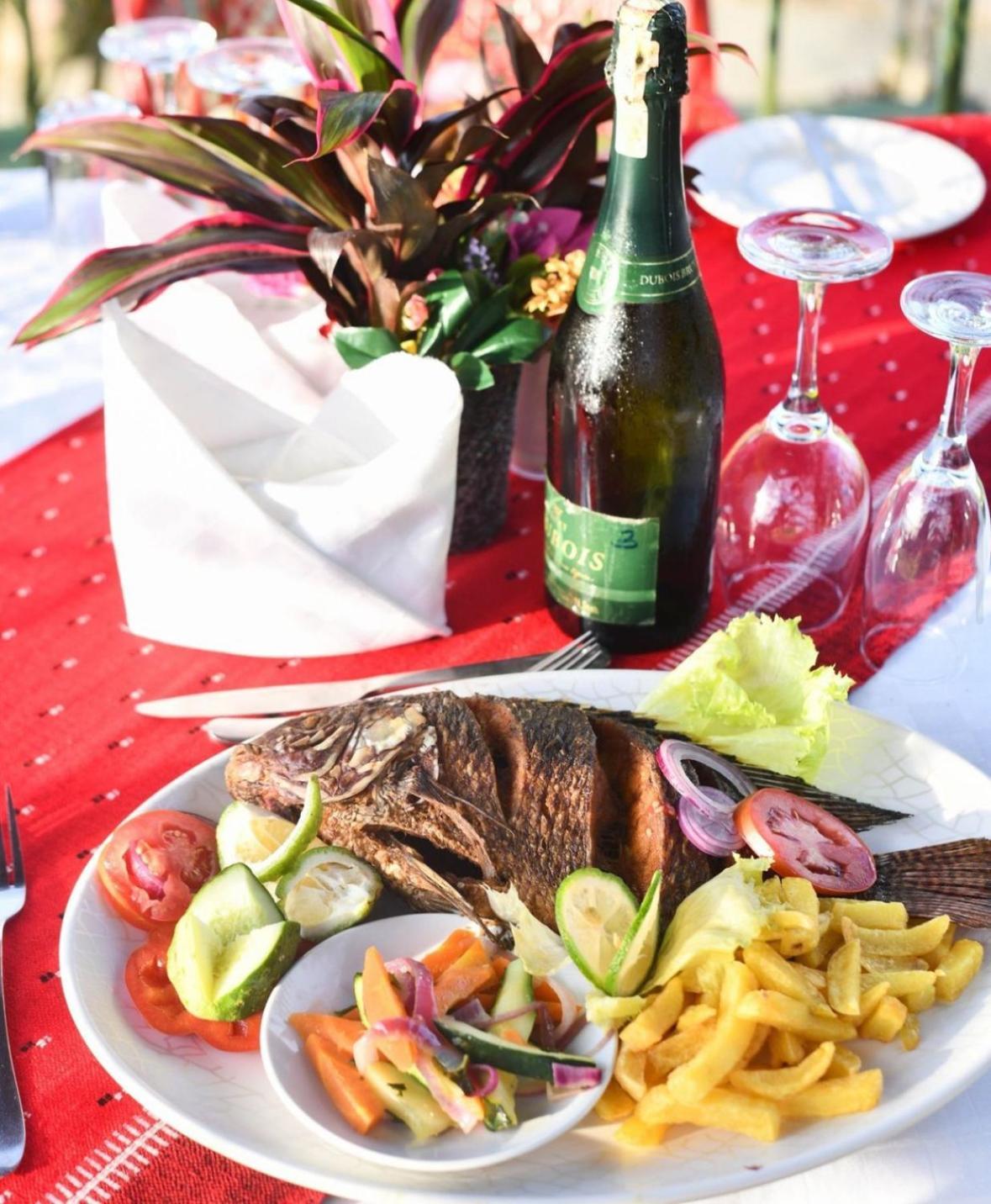 Country Lake Resort Garuga Entebbe Eksteriør bilde